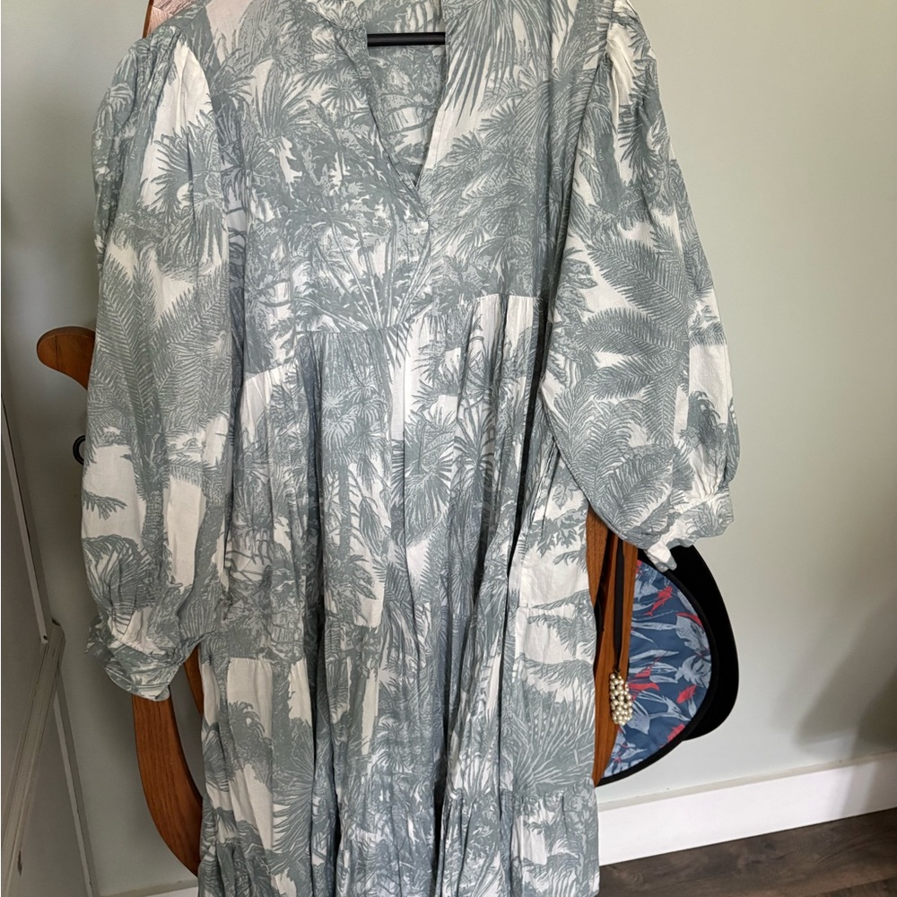 Tropical Print Puff Sleeve Dress